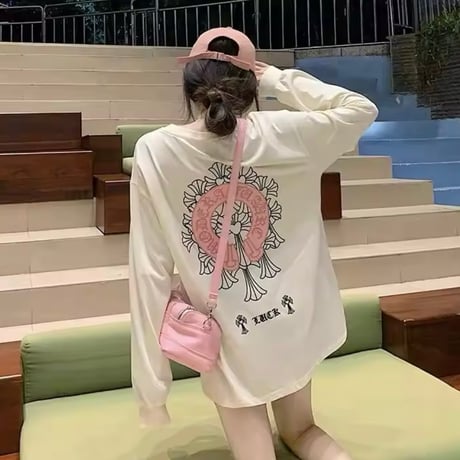 ハートクロスカットソー