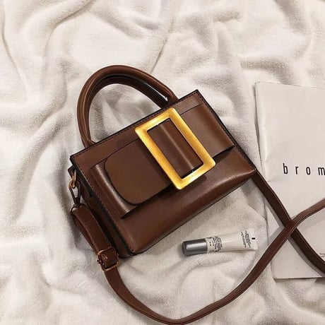 ビッグバックル ショルダーバッグ 3色展開