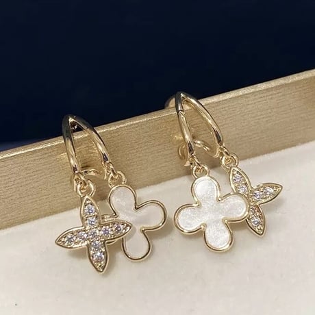 クローバーシェル ダブルピアス