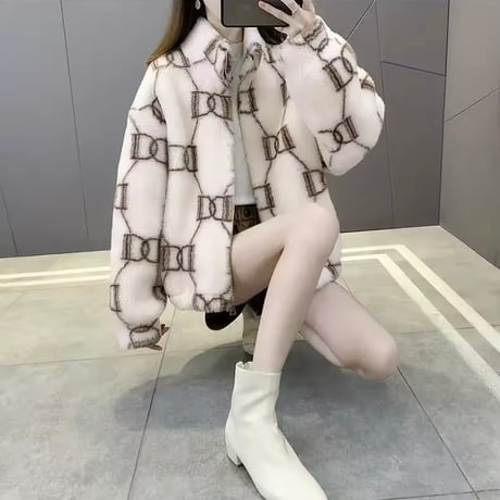 ハイネックファージャケット 2色展開