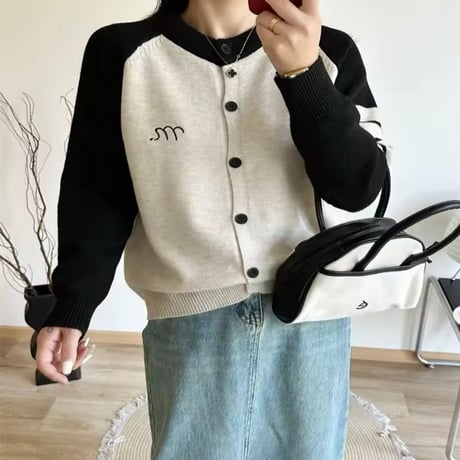 ラビットラインカーディガン 2色展開
