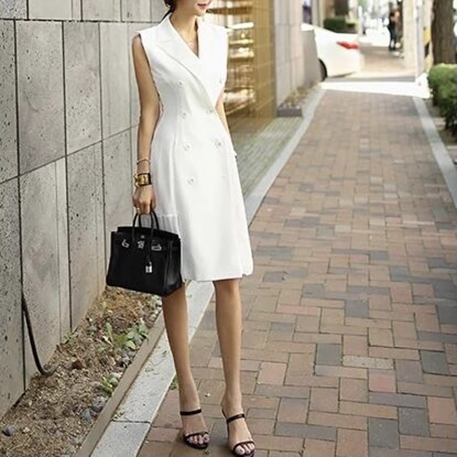 60fab30956e0f1371eb7b395