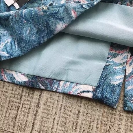 シックフラワー ペンシルスカート 2色展開