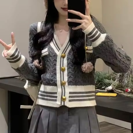 ラインケーブルカーディガン 2色展開
