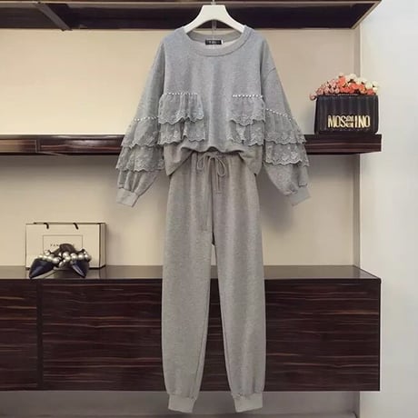 レースデザイン スウェットセットアップ