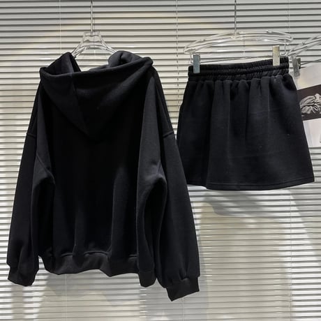 クリスタルビジュー スウェットセットアップ 3色展開