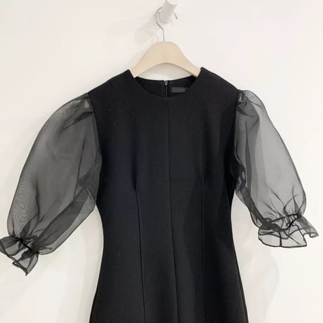 シフォンハーフスリーブ ブラックワンピース