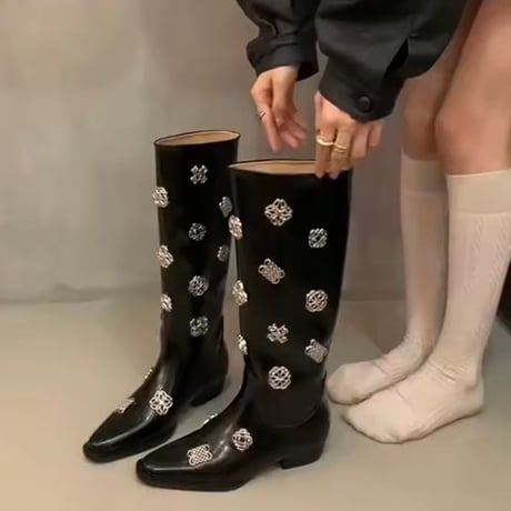 メタルモチーフロングブーツ