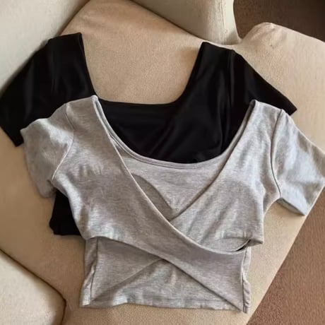 【カップ付き】バッククロストップス 3色展開