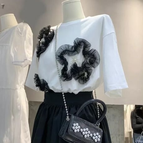 レースフラワー パールTシャツ 2色展開
