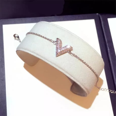 Vデザイン ジュエリーチェーンブレスレット 2色展開