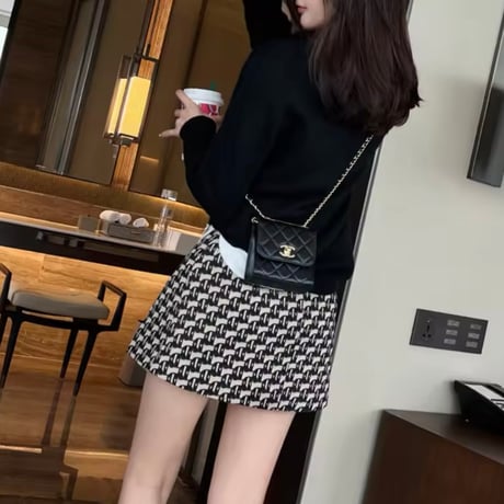 モノトーンハイデザインスカート