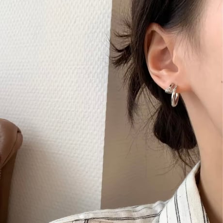 ジルコニアラウンドフープピアス 2色展開