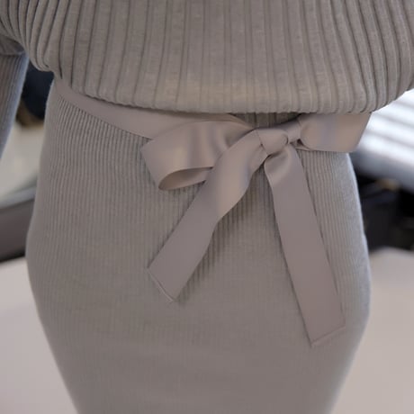 リボン付き リブニットワンピース 2色展開