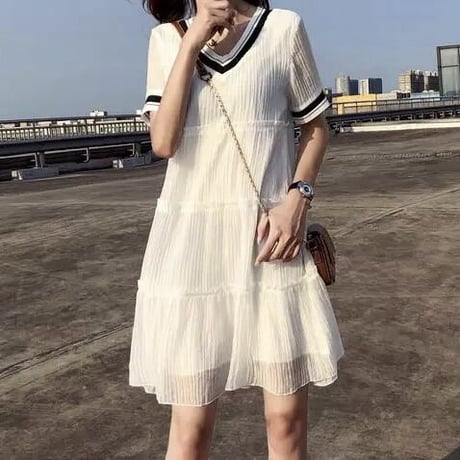 【White Mサイズ即納】ラインシフォン カジュアルワンピース 2色展開