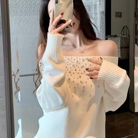 ビジューオフショルニット 2色展開