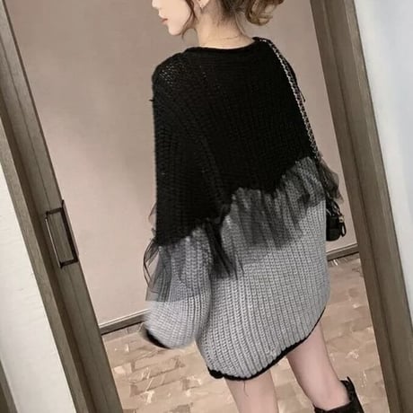 ブラックフリル バイカラーニット