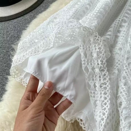 フェミニンレース ロンパース 2色展開