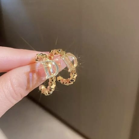 ゴールドモチーフ フープピアス