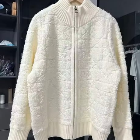 バックステッチボアジッパーカーディガン