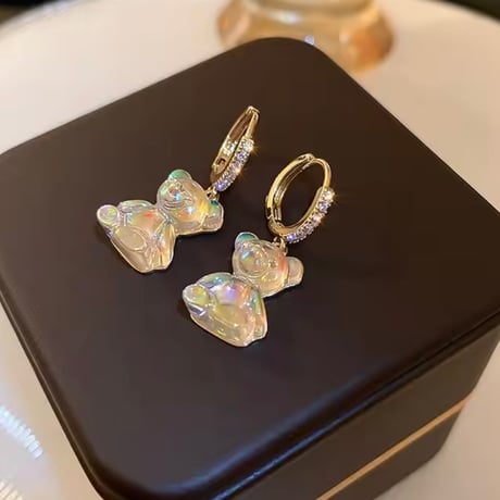 オーロラベアーピアス