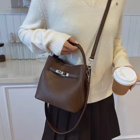 レトロバックルレザーバケットバッグ 3色展開