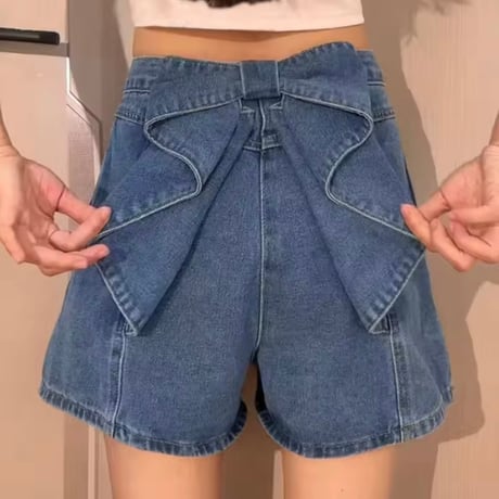 バックリボンタックデニムショートパンツ