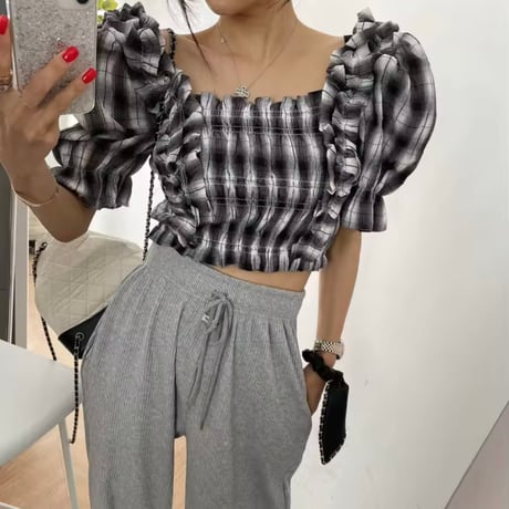 スクエアネックギャザーショートトップス 2色展開