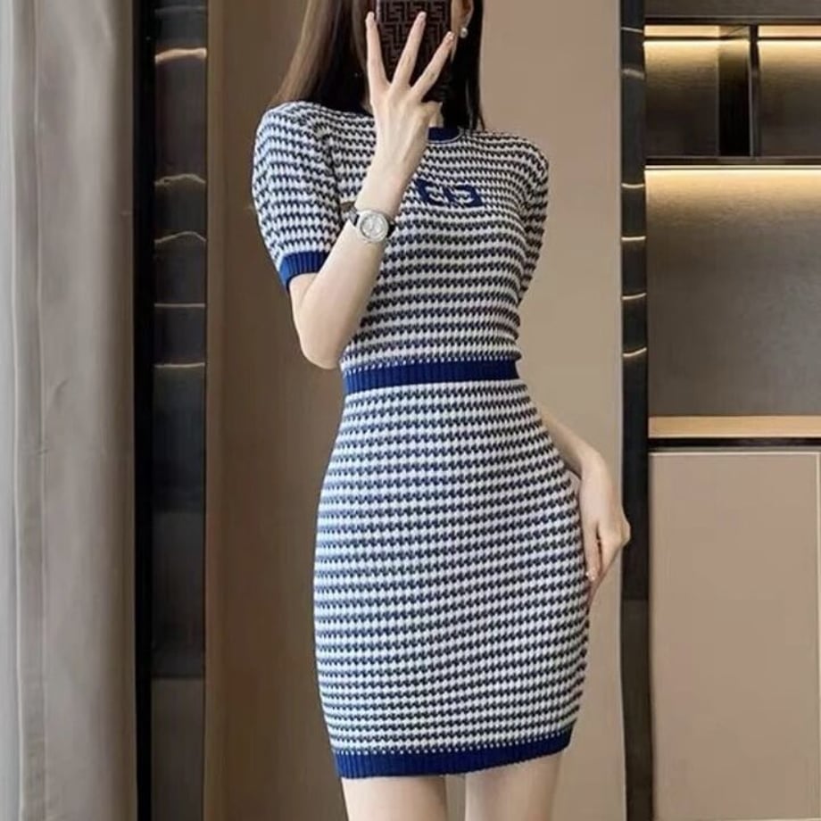 6450f4fda1a486087a4b5b4a