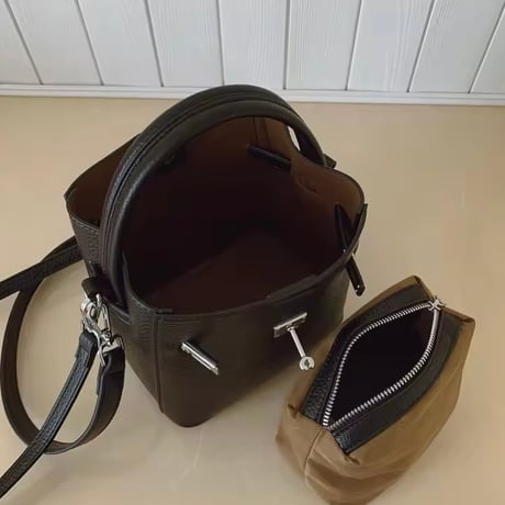 レトロバックルレザーバケットバッグ 3色展開