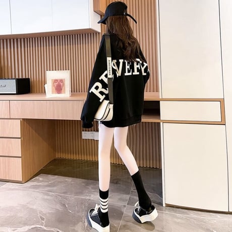 スリーブバックロゴ ルーズスウェットトップス 3色展開