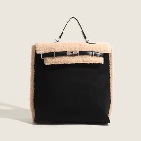 ラムウールバックルリュック 3色展開