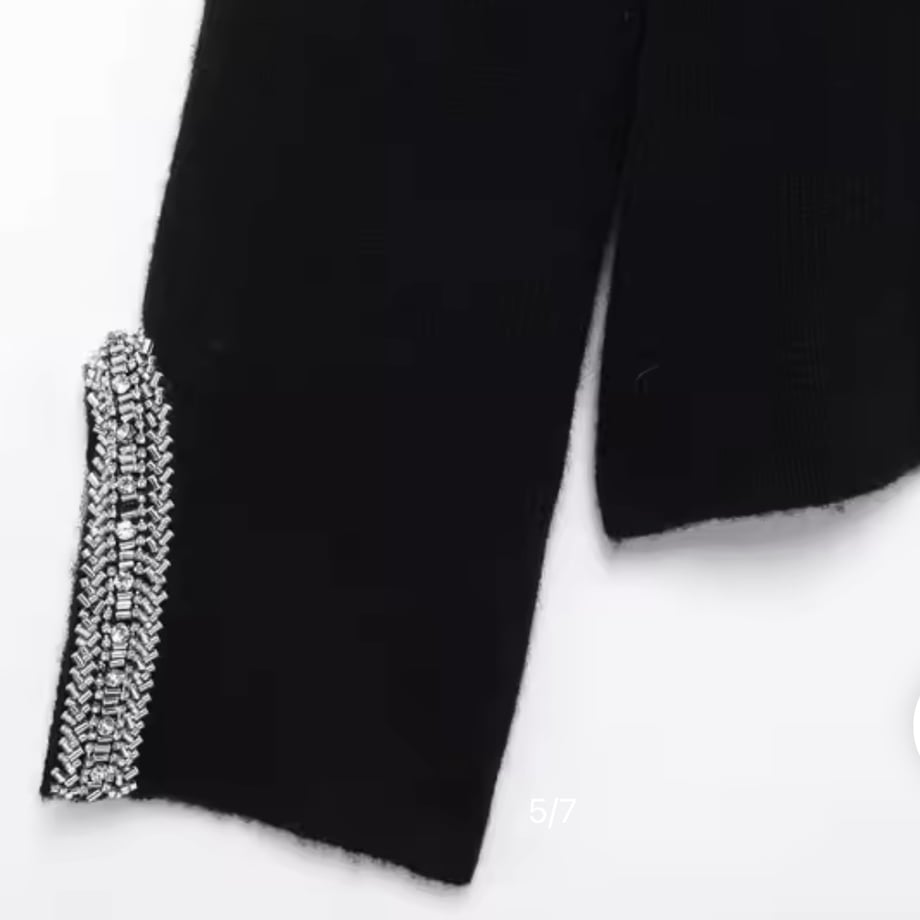 675580d16220425eb9377239