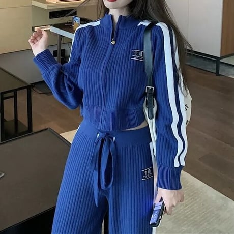 ラインリブニット ワッペンセットアップ 2色展開