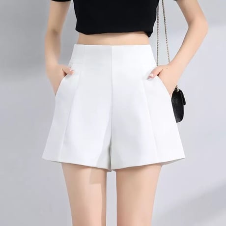 【White Mサイズ即納】ハイウエストタック ショートパンツ 2色展開