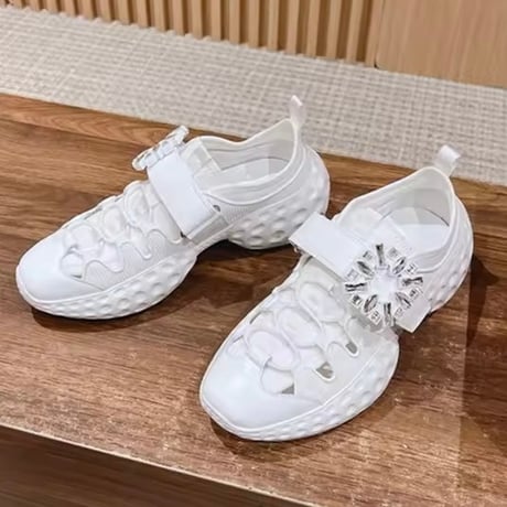 ビジューベルトレースアップスニーカー 2色展開