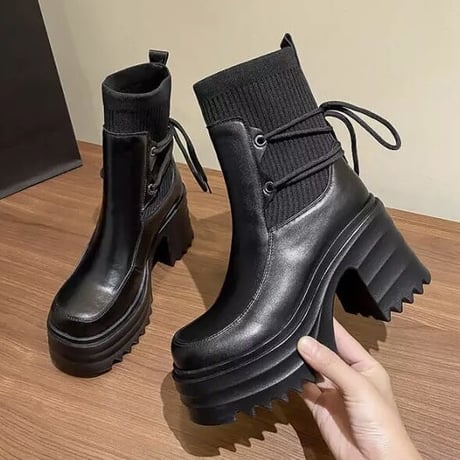 バックストラップ ハイソールショートブーツ 2色展開