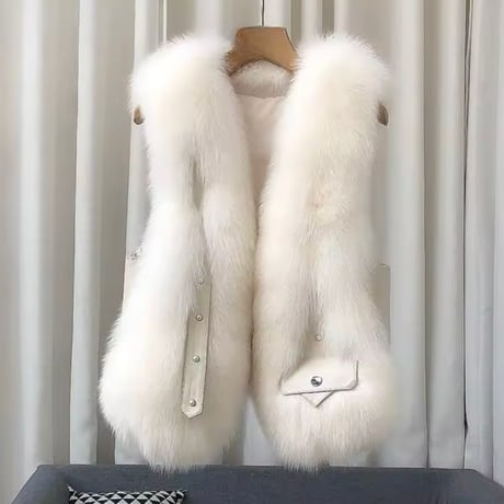イミテーションラムファーベスト 2色展開