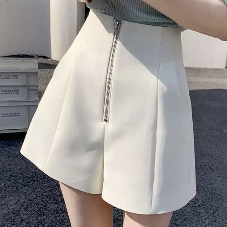 フロントジッパー ハイウエストショートパンツ 2色展開