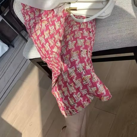 ピンクツイードスカート