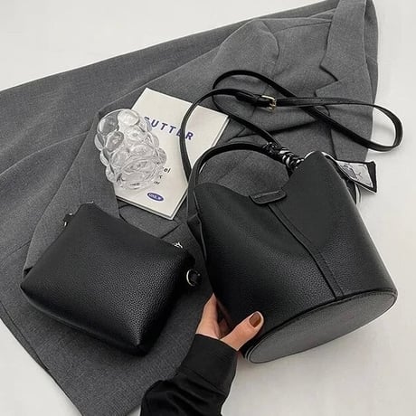 2way レザーバケットバッグ 2色展開