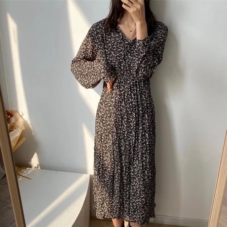 パフスリーブ フェミニンプリーツワンピース 3色展開