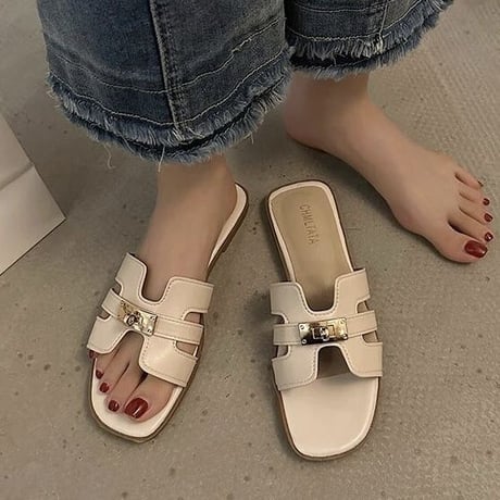 ゴールドバックル レザーフラットサンダル 3色展開