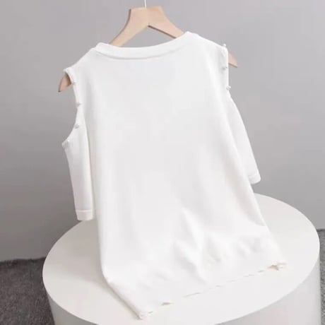 スパンコールリボン ショルダーカットパールトップス 2色展開