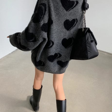 ブラックハートニット 2色展開