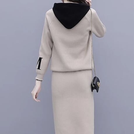 フーディ ロゴニットセットアップ 2色展開