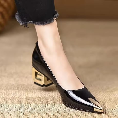 ポイントゴールドパンプス 2色展開
