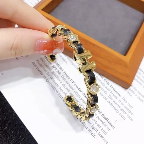 ゴールドモチーフ ブレスレット 3種展開