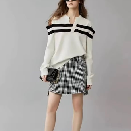ラインショルダーカットニット 2色展開