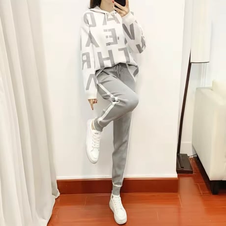 アルファベット フーディーニットセットアップ 5色展開